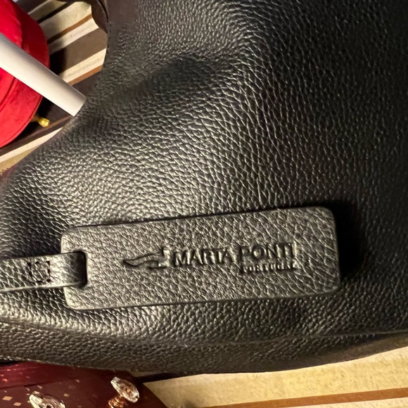 Marta Ponti Black Leather Hobo Bag - Picture 11 of 11